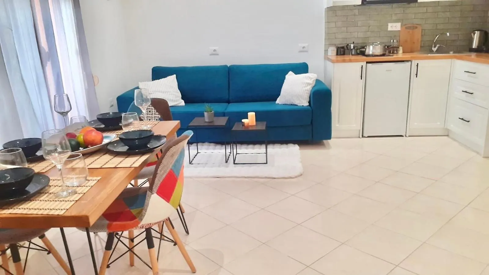 Bello Apartments ساراندا