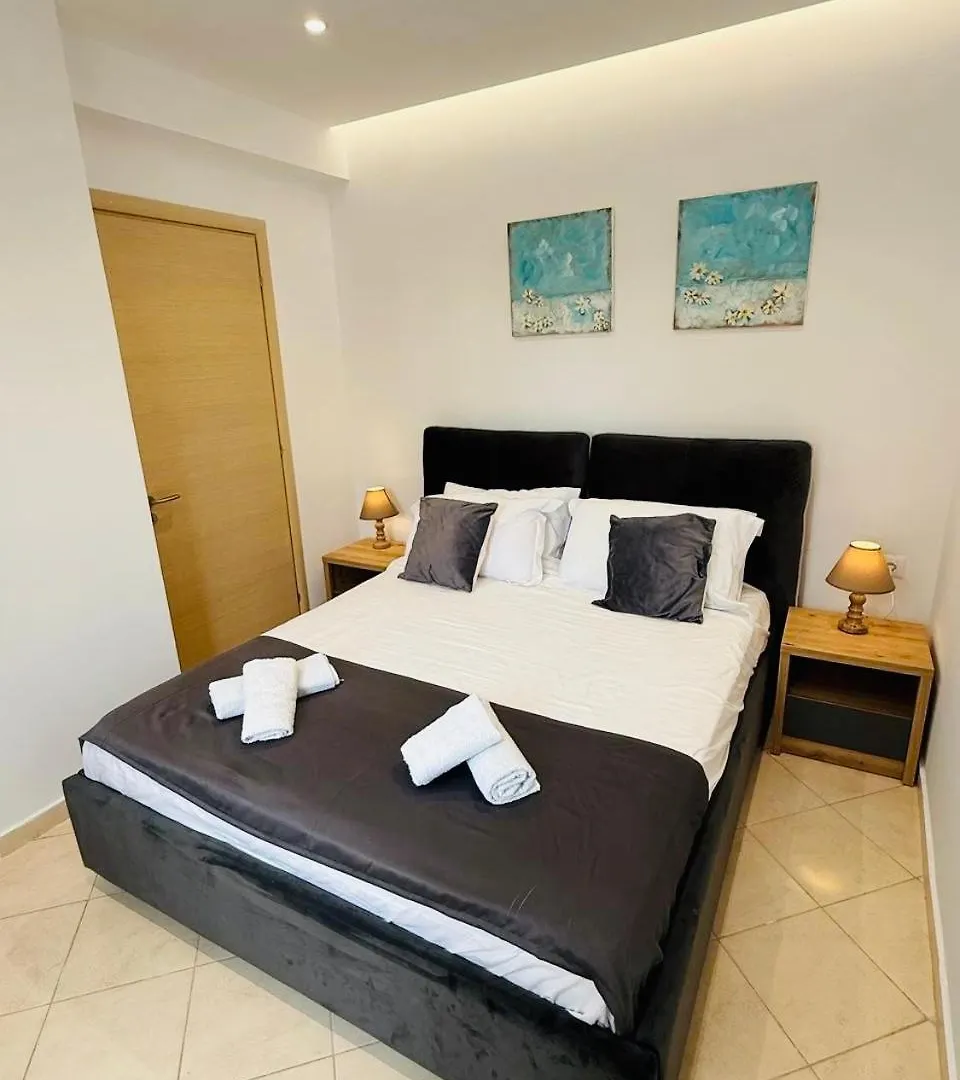Bello Apartments ساراندا ألبانيا