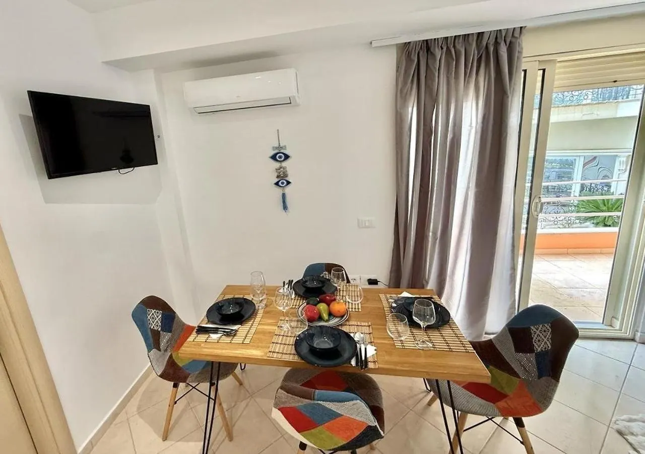 Bello Apartments ساراندا ألبانيا